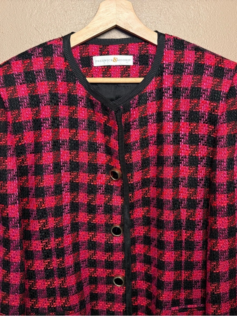 Preswick & Moore Vtg 90s Pink & Black Blazer Jacket, Gold/Black Buttons Size 14 - Picture 3 of 17